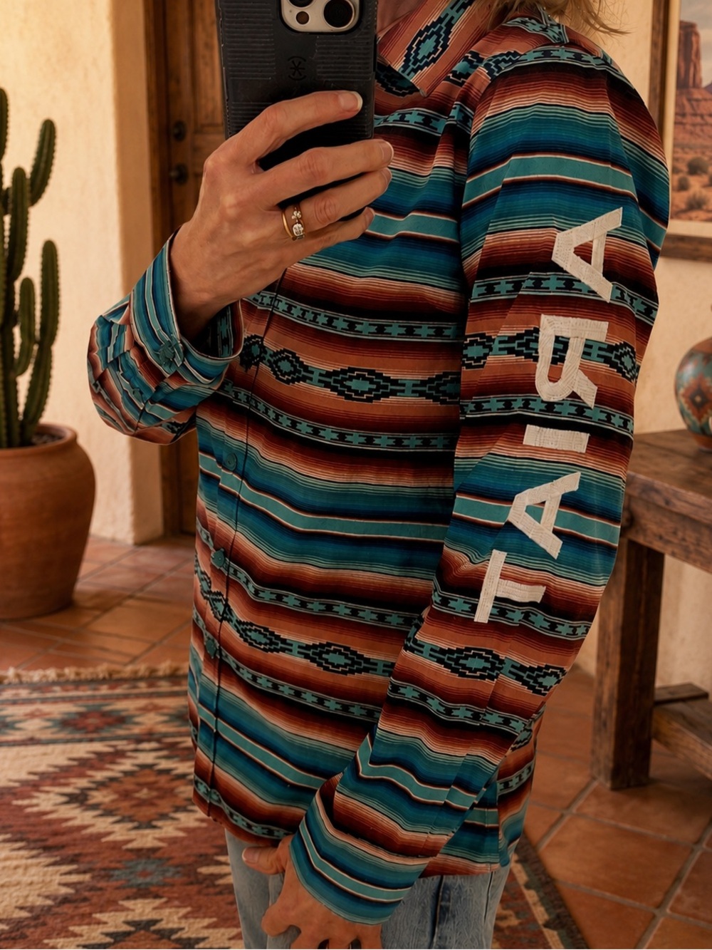 🤠 Ariat Fitted Western Shirt – Bold Serape Print
